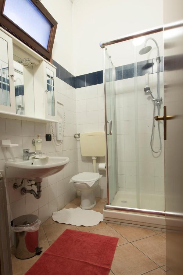 Albergo Ristorante Brera Inveruno Luaran gambar
